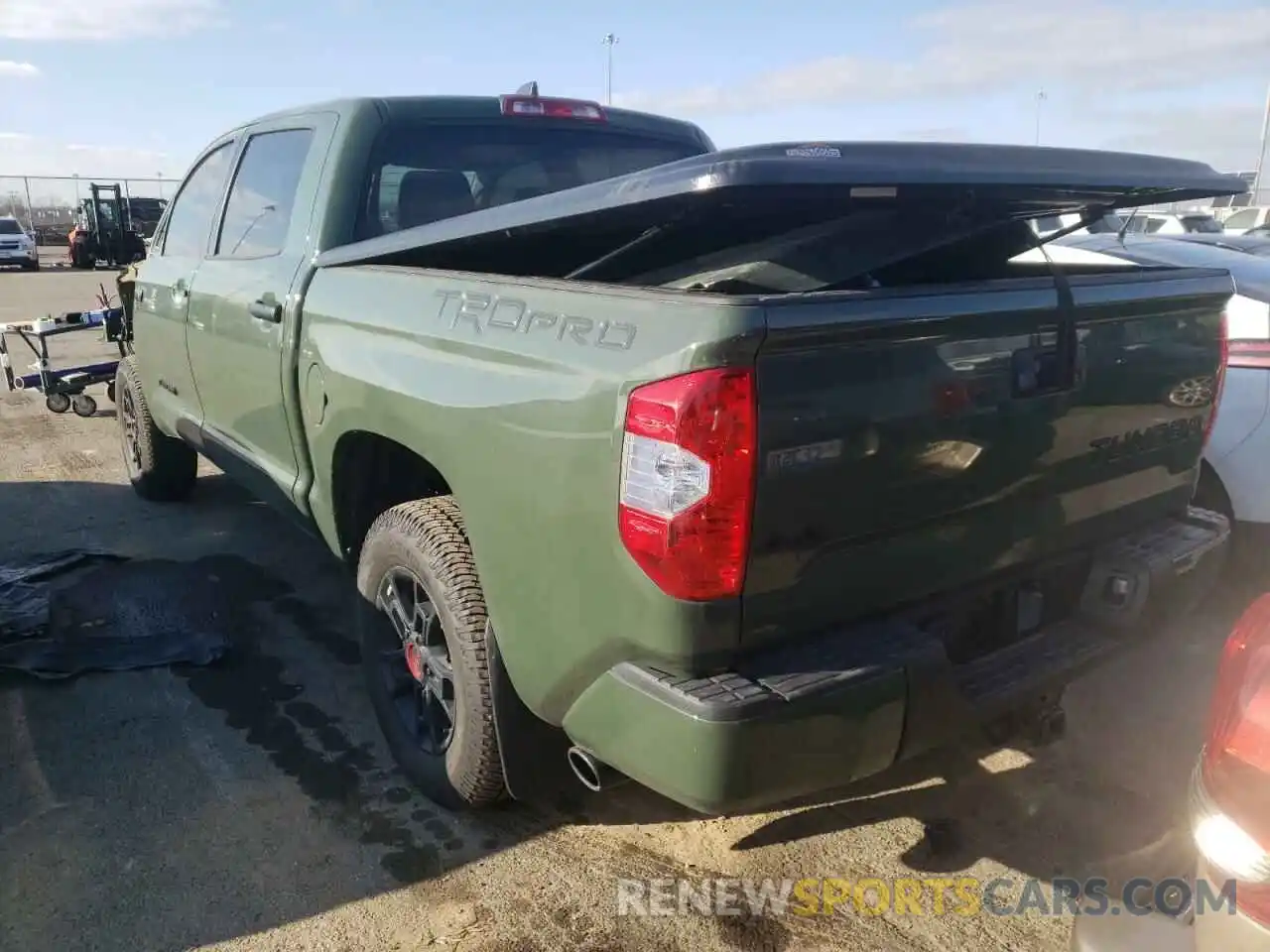 3 Photograph of a damaged car 5TFDY5F16LX882875 TOYOTA TUNDRA 2020