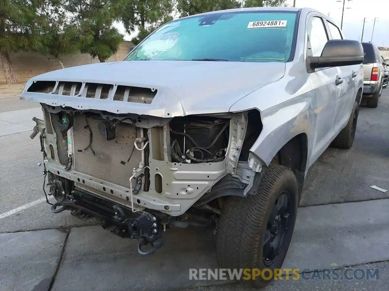 2 Photograph of a damaged car 5TFDY5F16LX893763 TOYOTA TUNDRA 2020