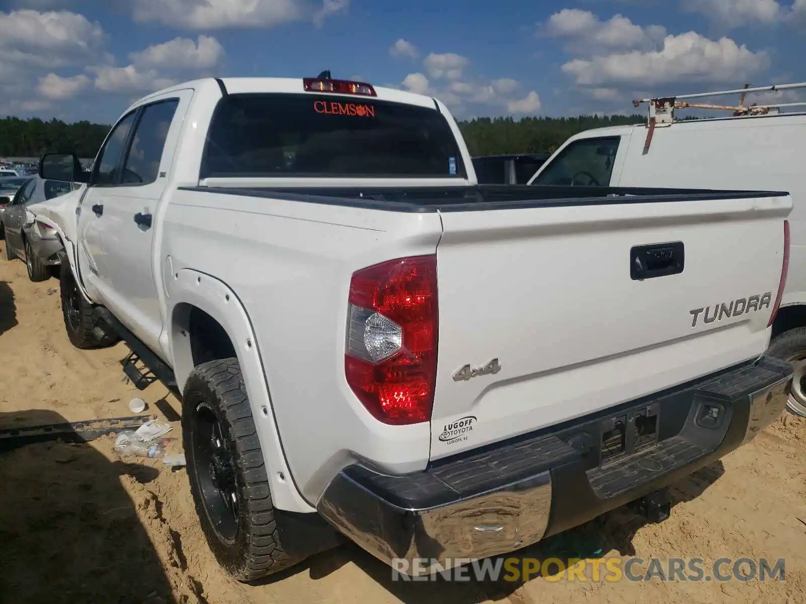 3 Photograph of a damaged car 5TFDY5F16LX895688 TOYOTA TUNDRA 2020