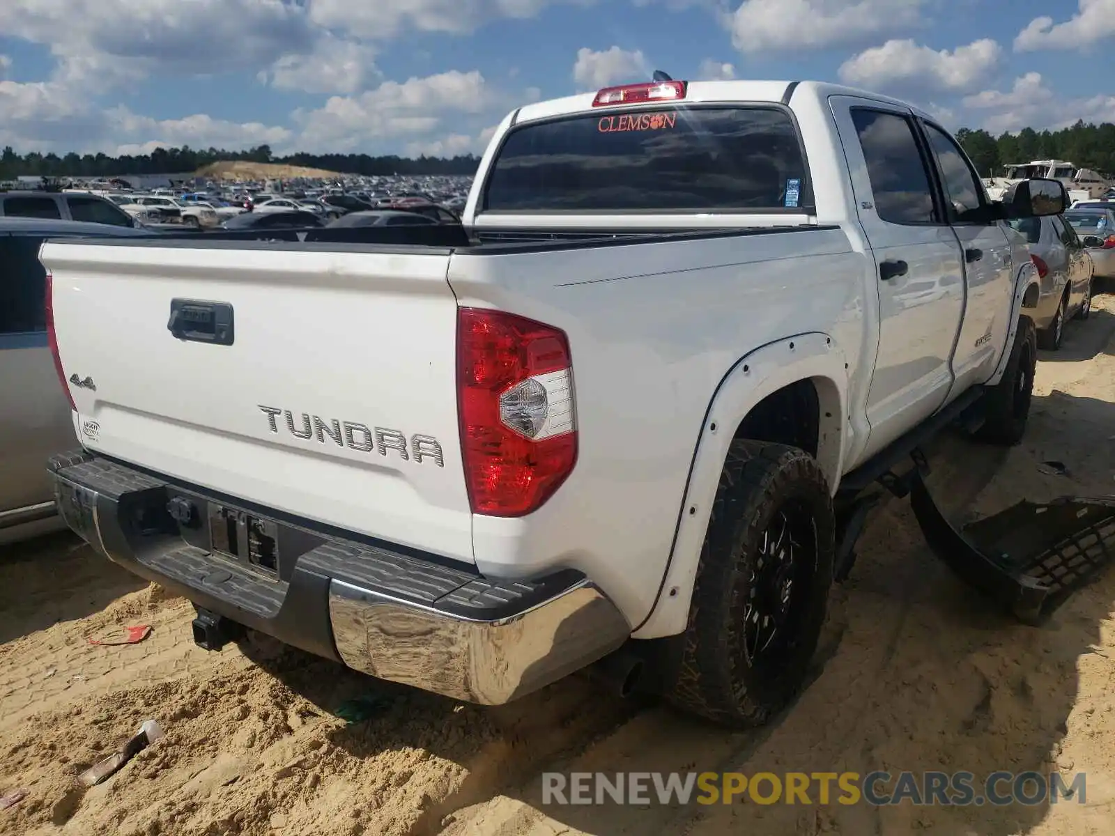 4 Photograph of a damaged car 5TFDY5F16LX895688 TOYOTA TUNDRA 2020