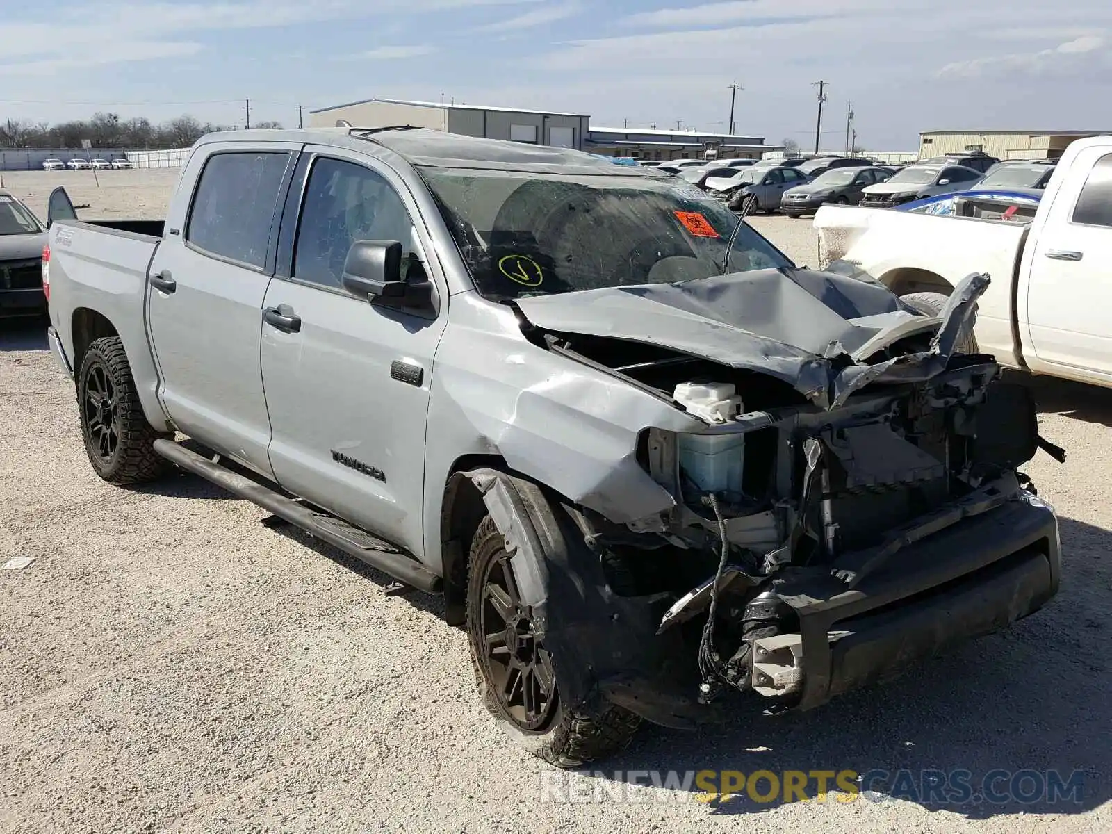 1 Photograph of a damaged car 5TFDY5F16LX904812 TOYOTA TUNDRA 2020