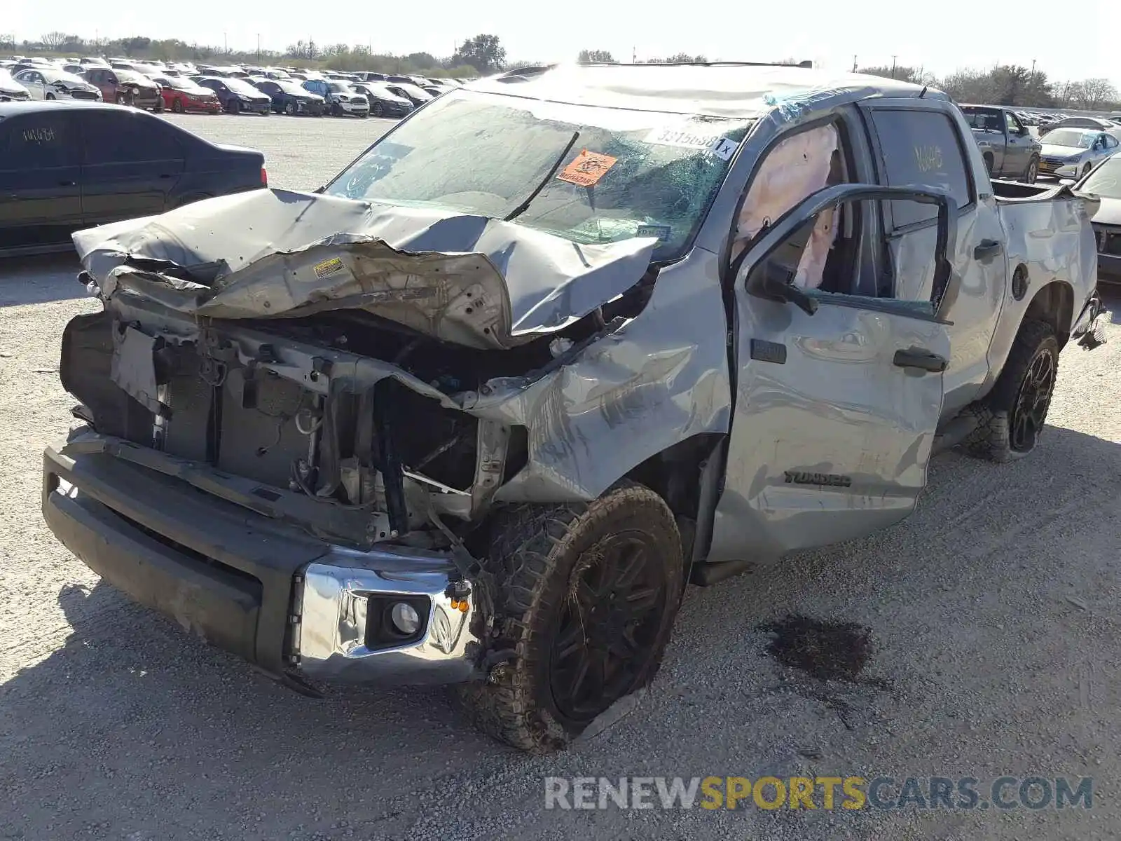 2 Photograph of a damaged car 5TFDY5F16LX904812 TOYOTA TUNDRA 2020