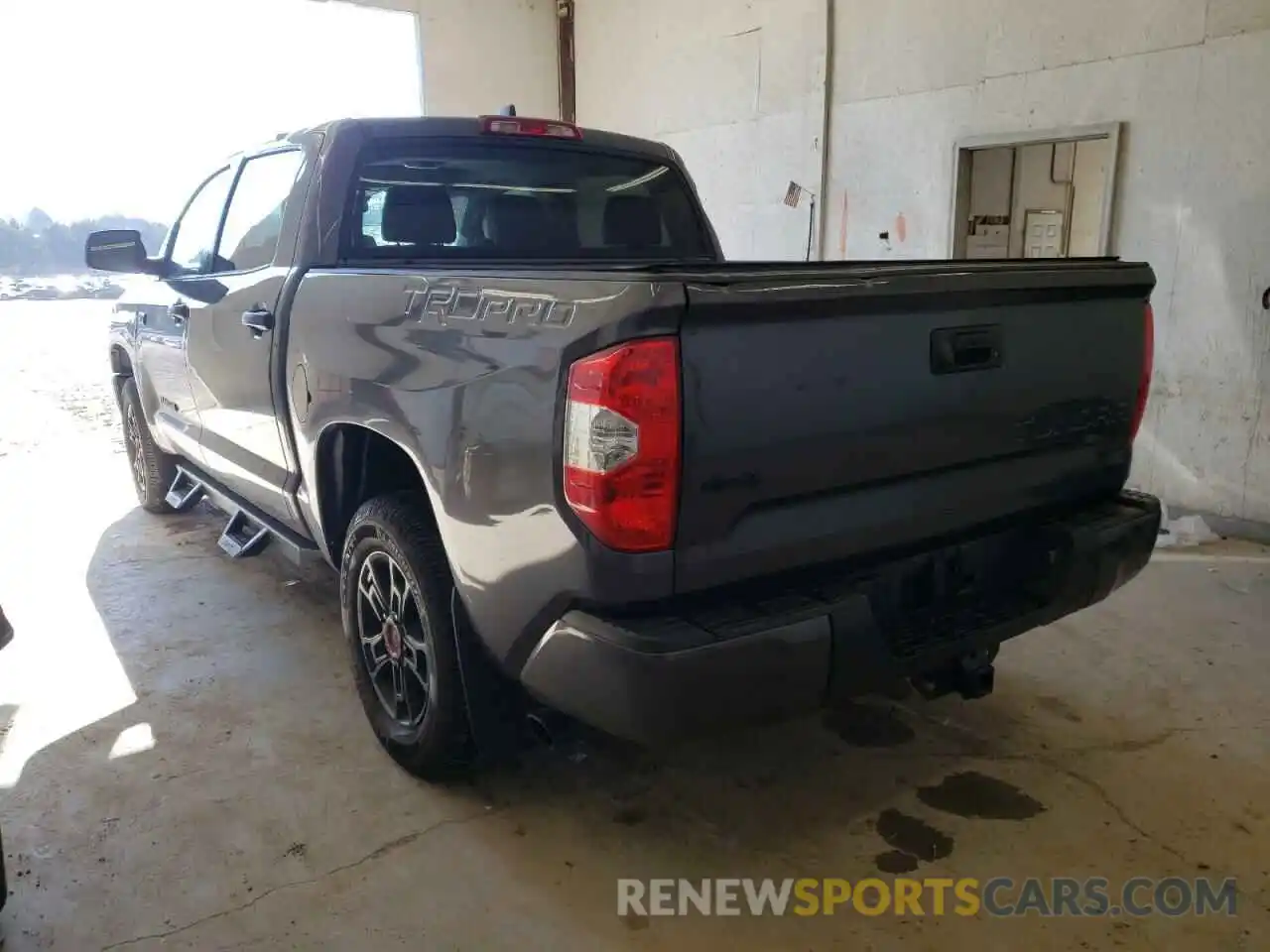 3 Photograph of a damaged car 5TFDY5F16LX905216 TOYOTA TUNDRA 2020