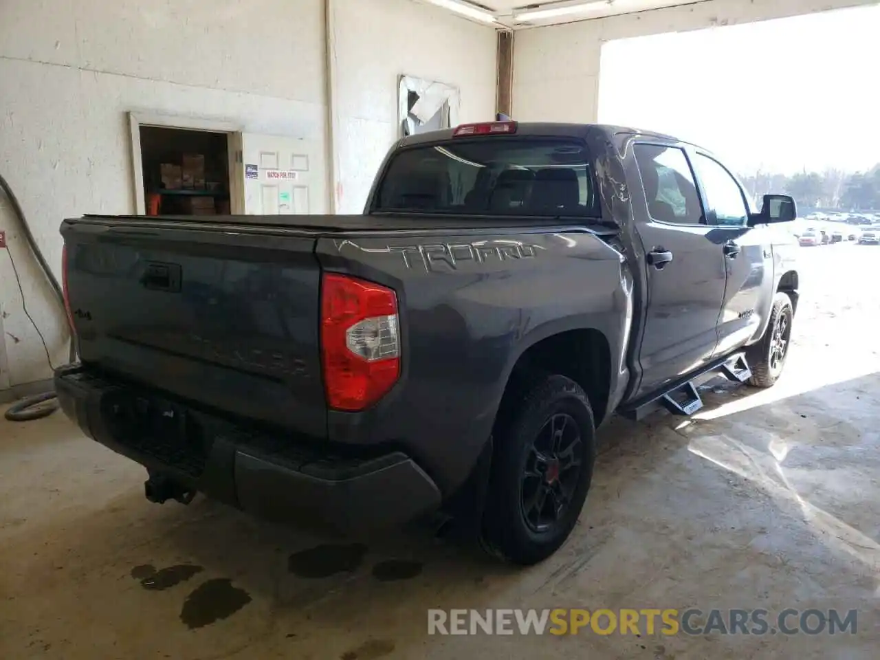 4 Photograph of a damaged car 5TFDY5F16LX905216 TOYOTA TUNDRA 2020