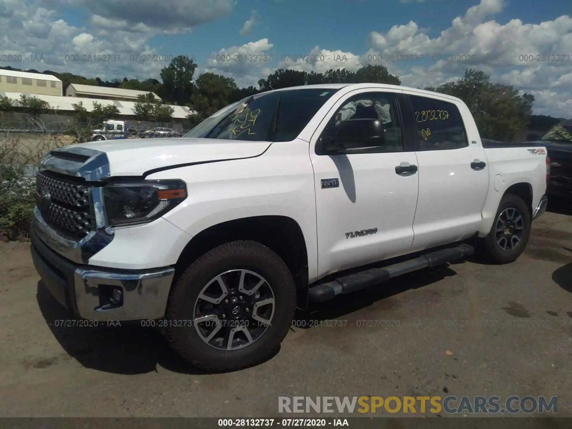 2 Photograph of a damaged car 5TFDY5F16LX907144 TOYOTA TUNDRA 2020