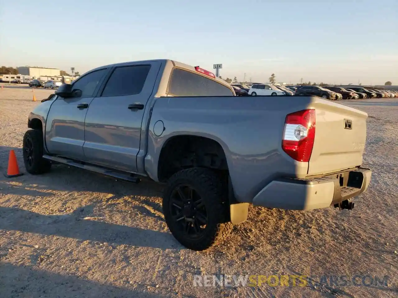 3 Photograph of a damaged car 5TFDY5F16LX927426 TOYOTA TUNDRA 2020