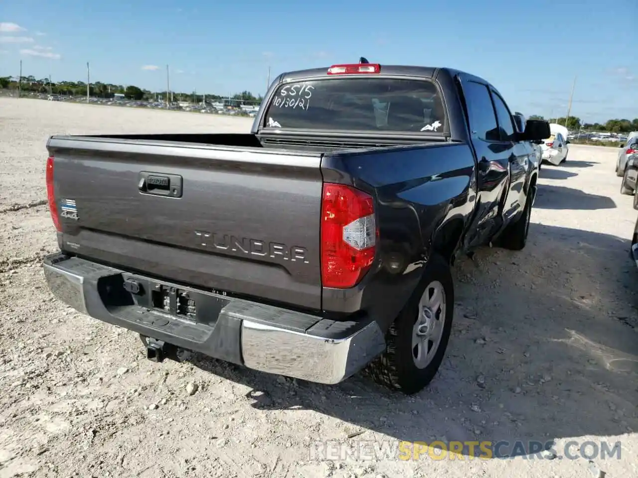 4 Photograph of a damaged car 5TFDY5F17LX886515 TOYOTA TUNDRA 2020