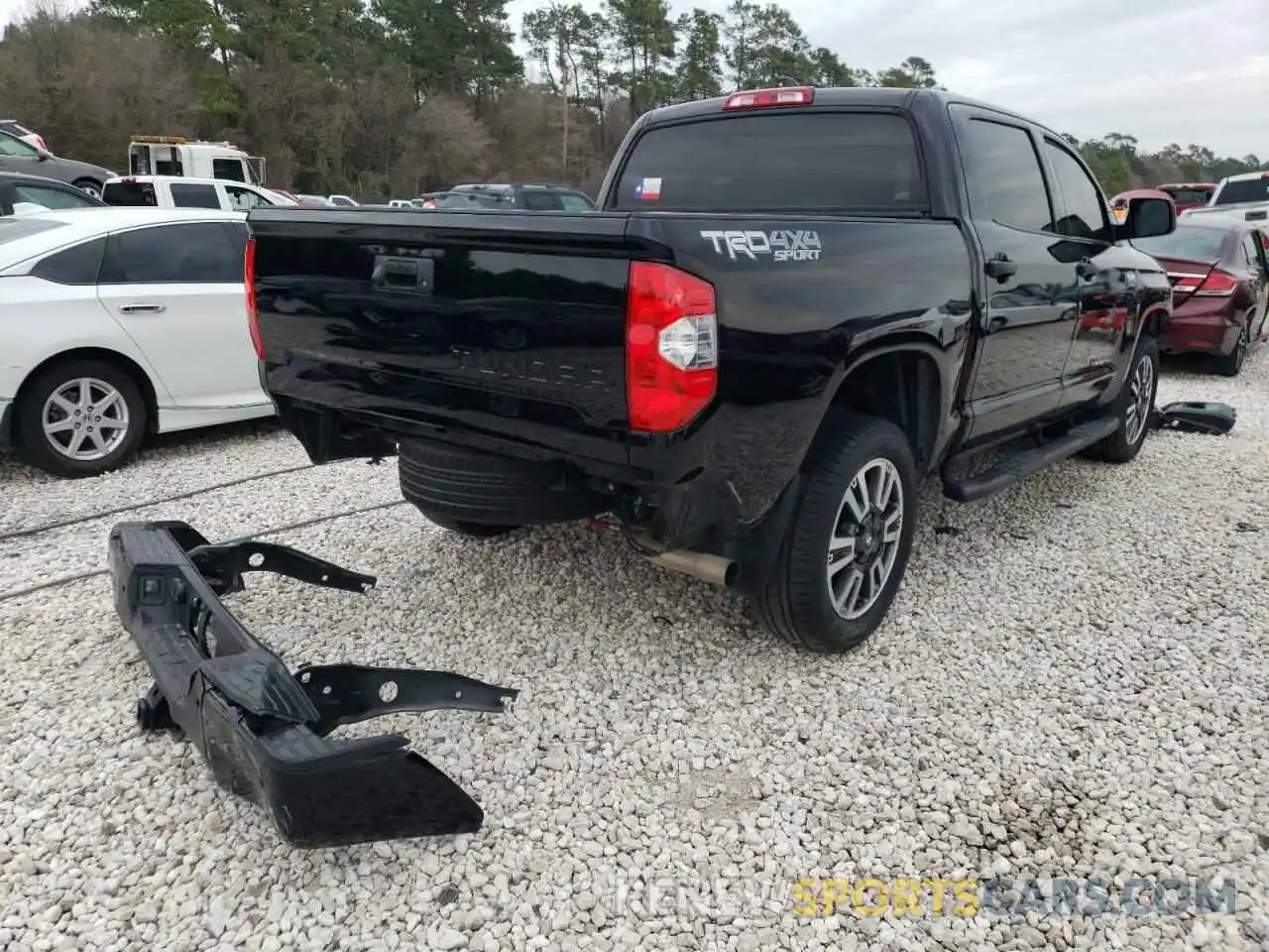 4 Photograph of a damaged car 5TFDY5F17LX901787 TOYOTA TUNDRA 2020