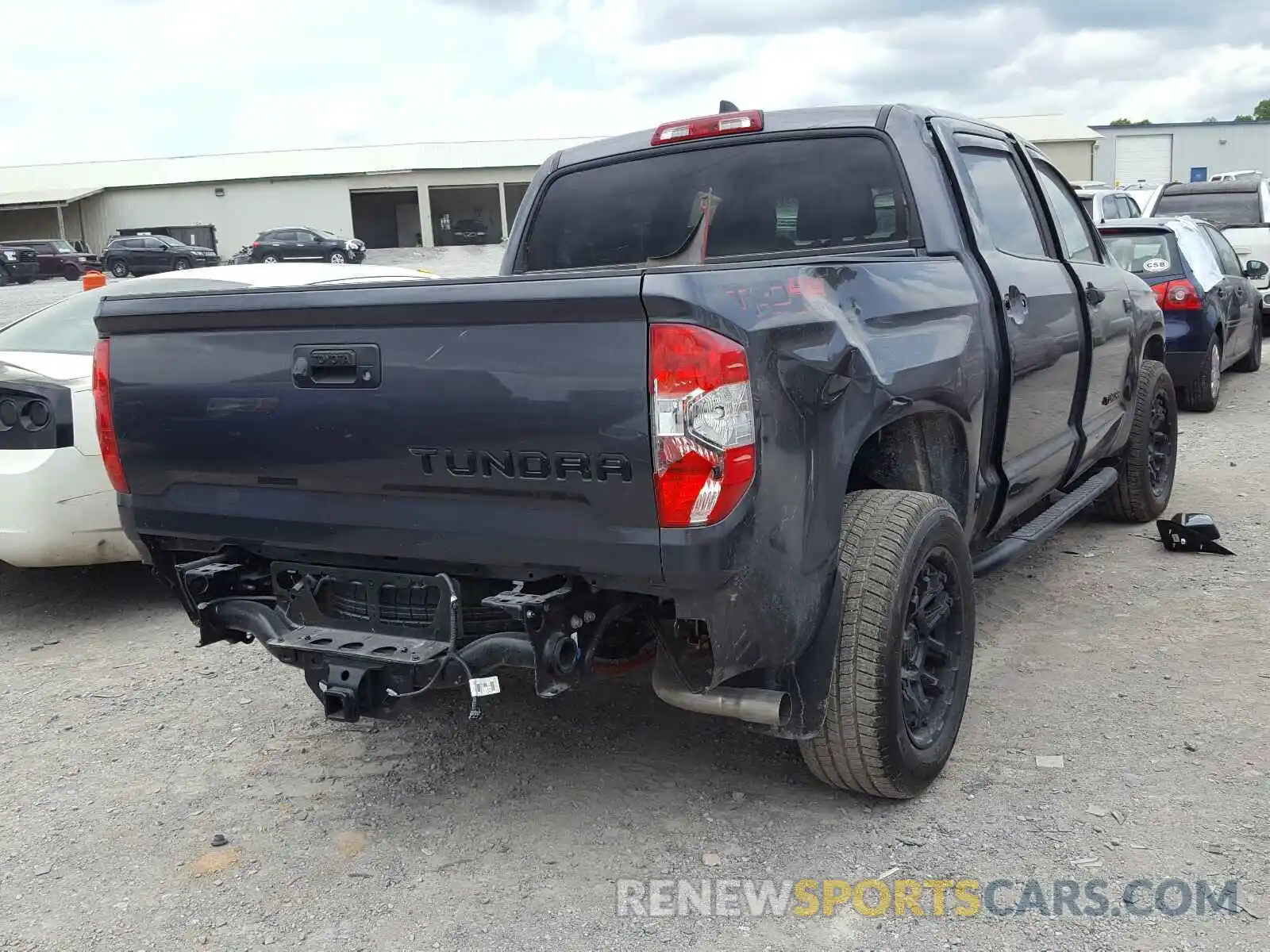 4 Photograph of a damaged car 5TFDY5F17LX918928 TOYOTA TUNDRA 2020