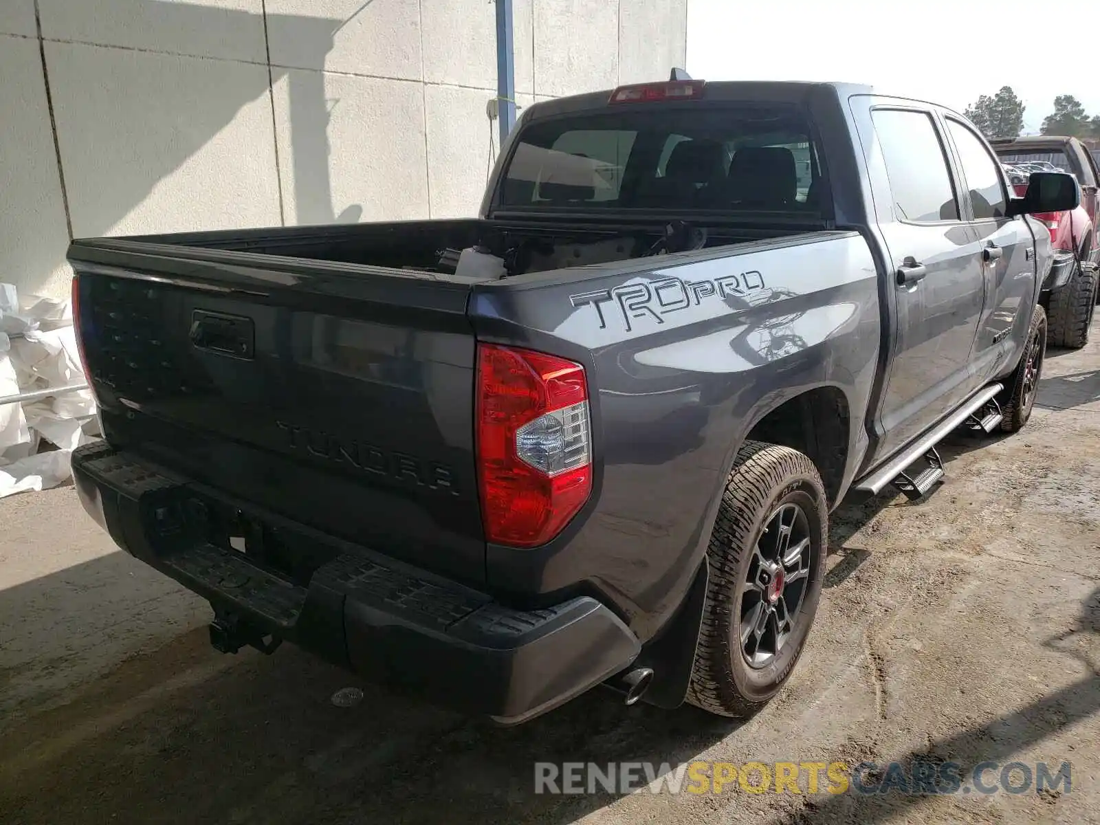 4 Photograph of a damaged car 5TFDY5F17LX928245 TOYOTA TUNDRA 2020