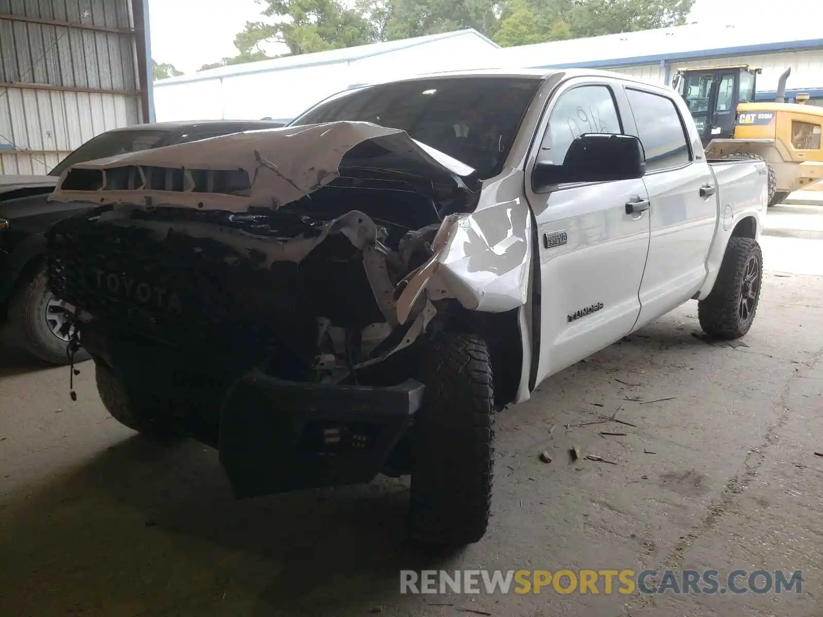 2 Photograph of a damaged car 5TFDY5F18LX880285 TOYOTA TUNDRA 2020