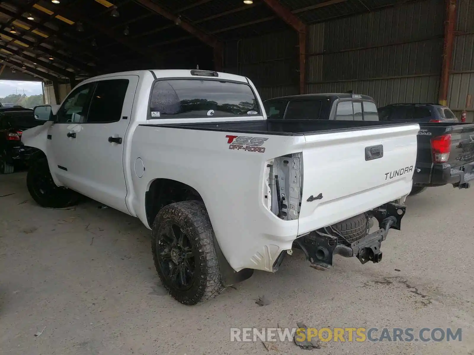 3 Photograph of a damaged car 5TFDY5F18LX880285 TOYOTA TUNDRA 2020