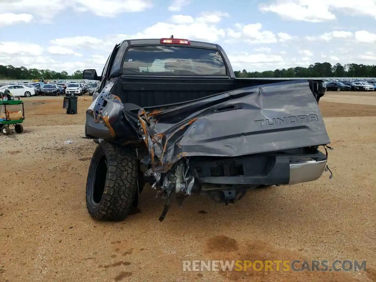 9 Photograph of a damaged car 5TFDY5F18LX884272 TOYOTA TUNDRA 2020