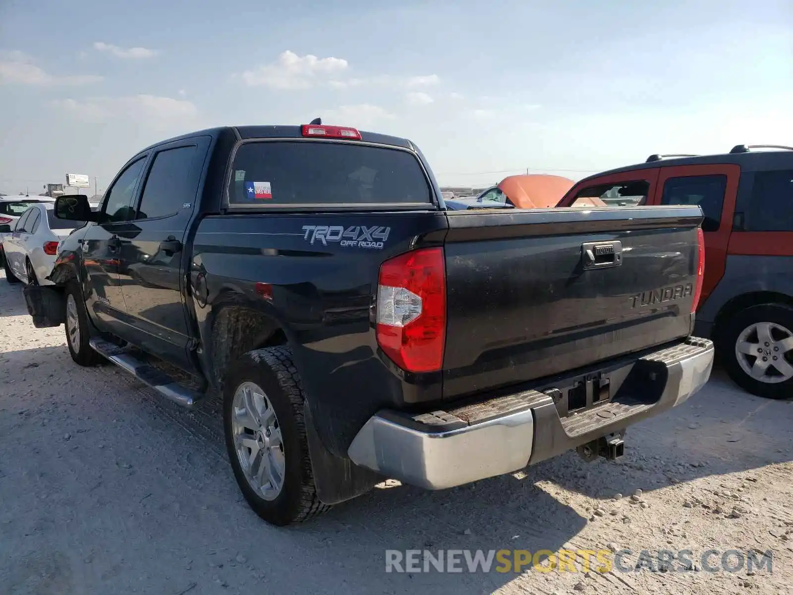 3 Photograph of a damaged car 5TFDY5F18LX917061 TOYOTA TUNDRA 2020