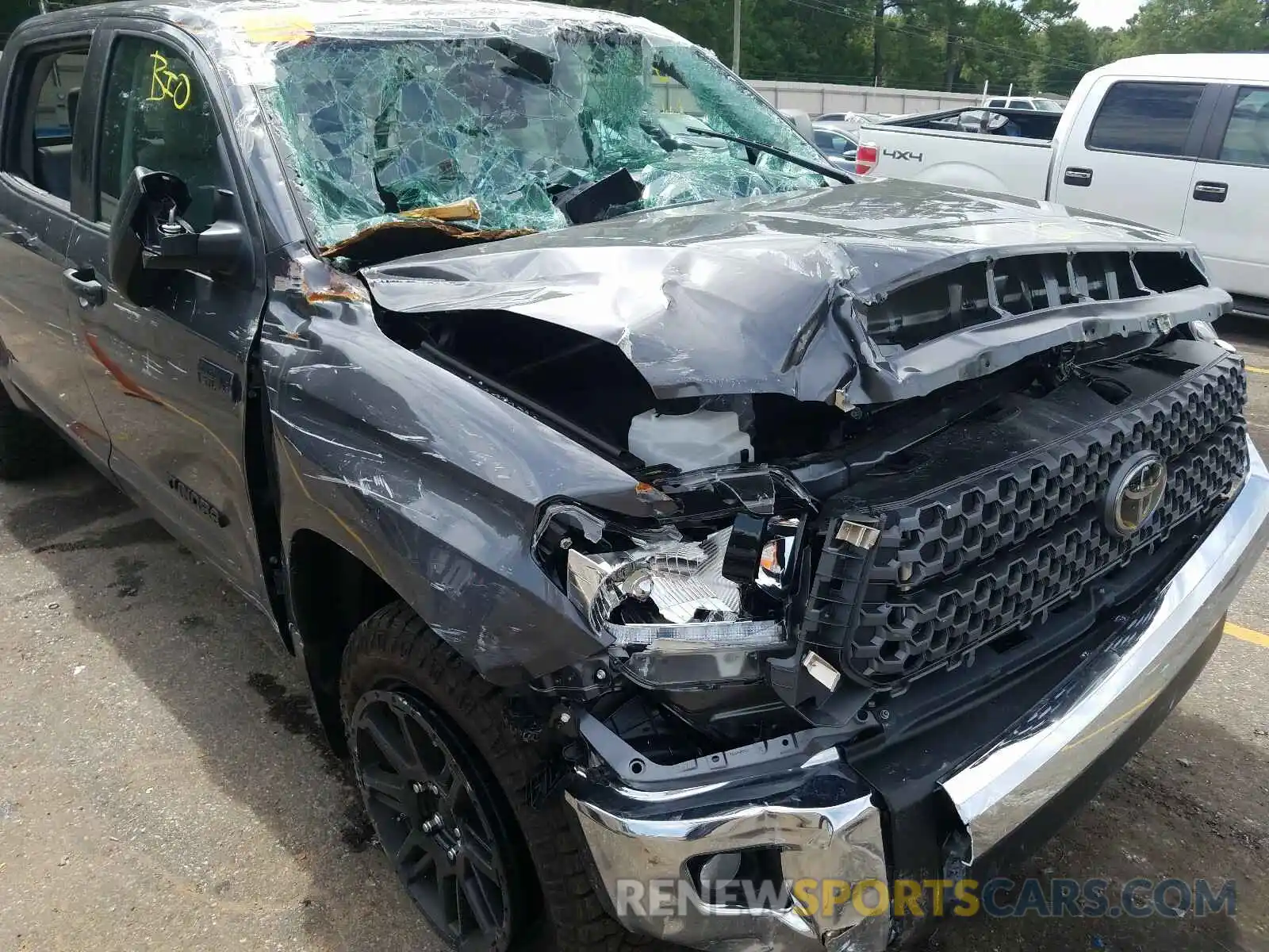 9 Photograph of a damaged car 5TFDY5F18LX920865 TOYOTA TUNDRA 2020