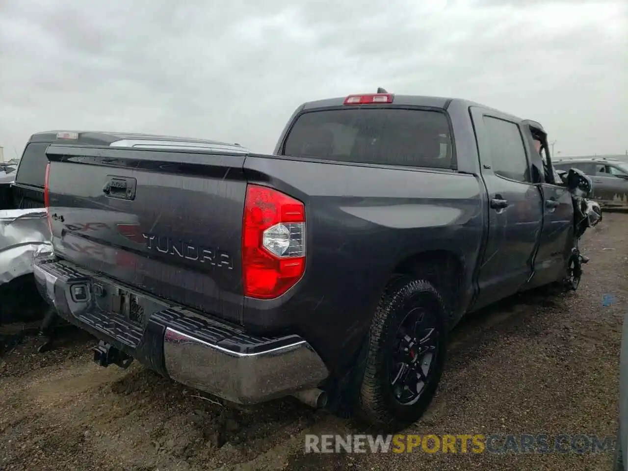 4 Photograph of a damaged car 5TFDY5F18LX923345 TOYOTA TUNDRA 2020