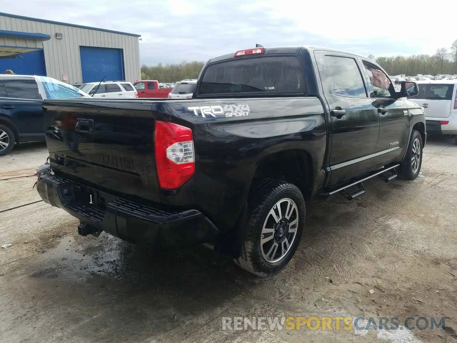 4 Фотография поврежденного автомобиля 5TFDY5F19LX877086 TOYOTA TUNDRA 2020