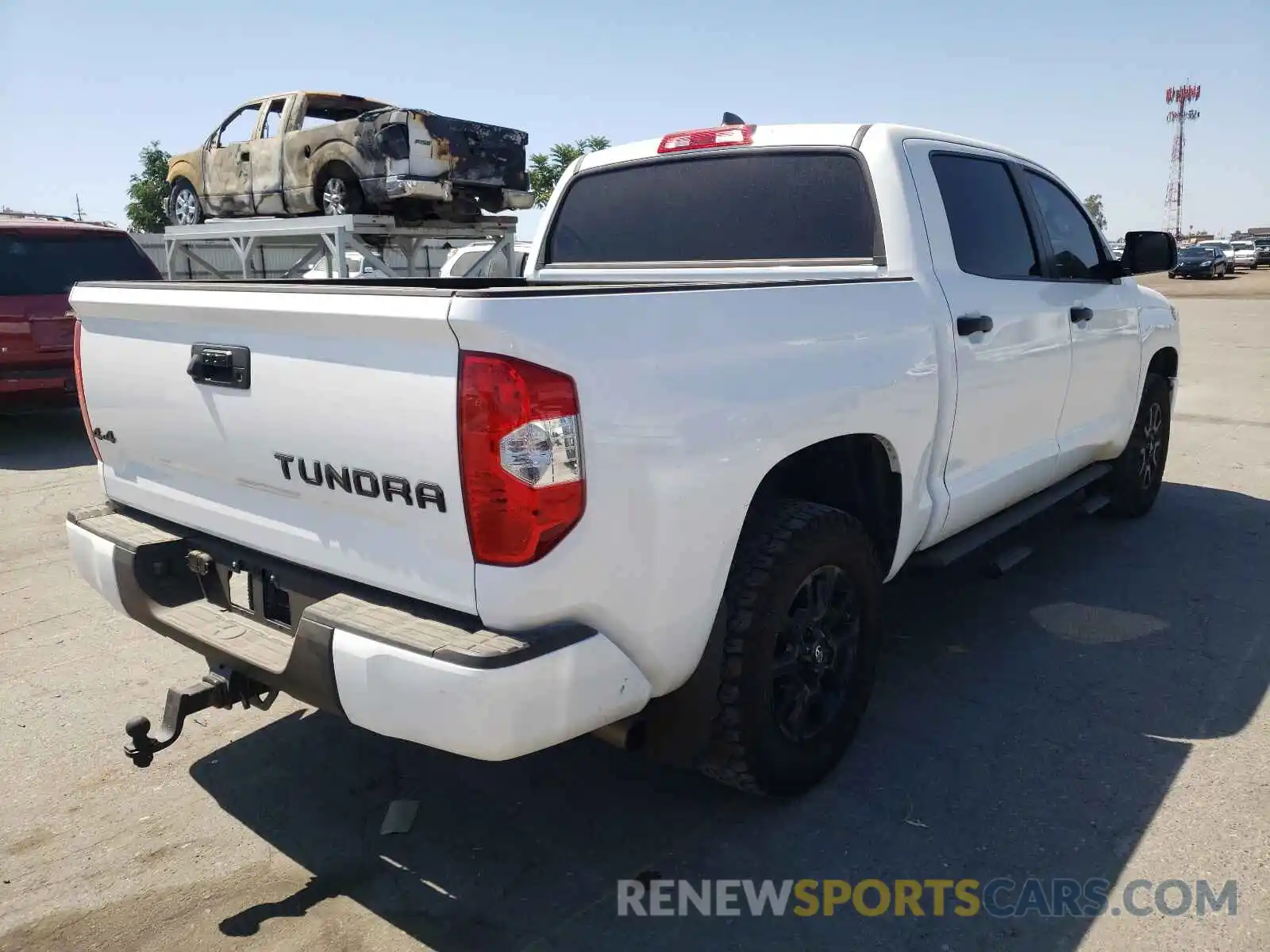 4 Photograph of a damaged car 5TFDY5F19LX877153 TOYOTA TUNDRA 2020