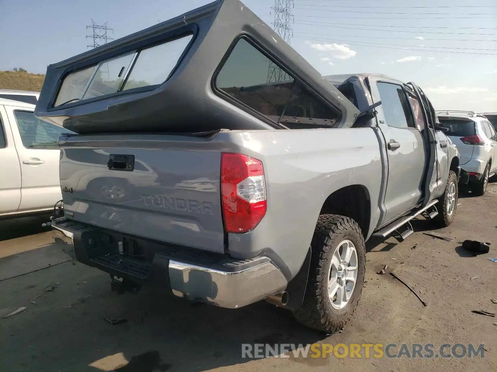 4 Photograph of a damaged car 5TFDY5F19LX888895 TOYOTA TUNDRA 2020