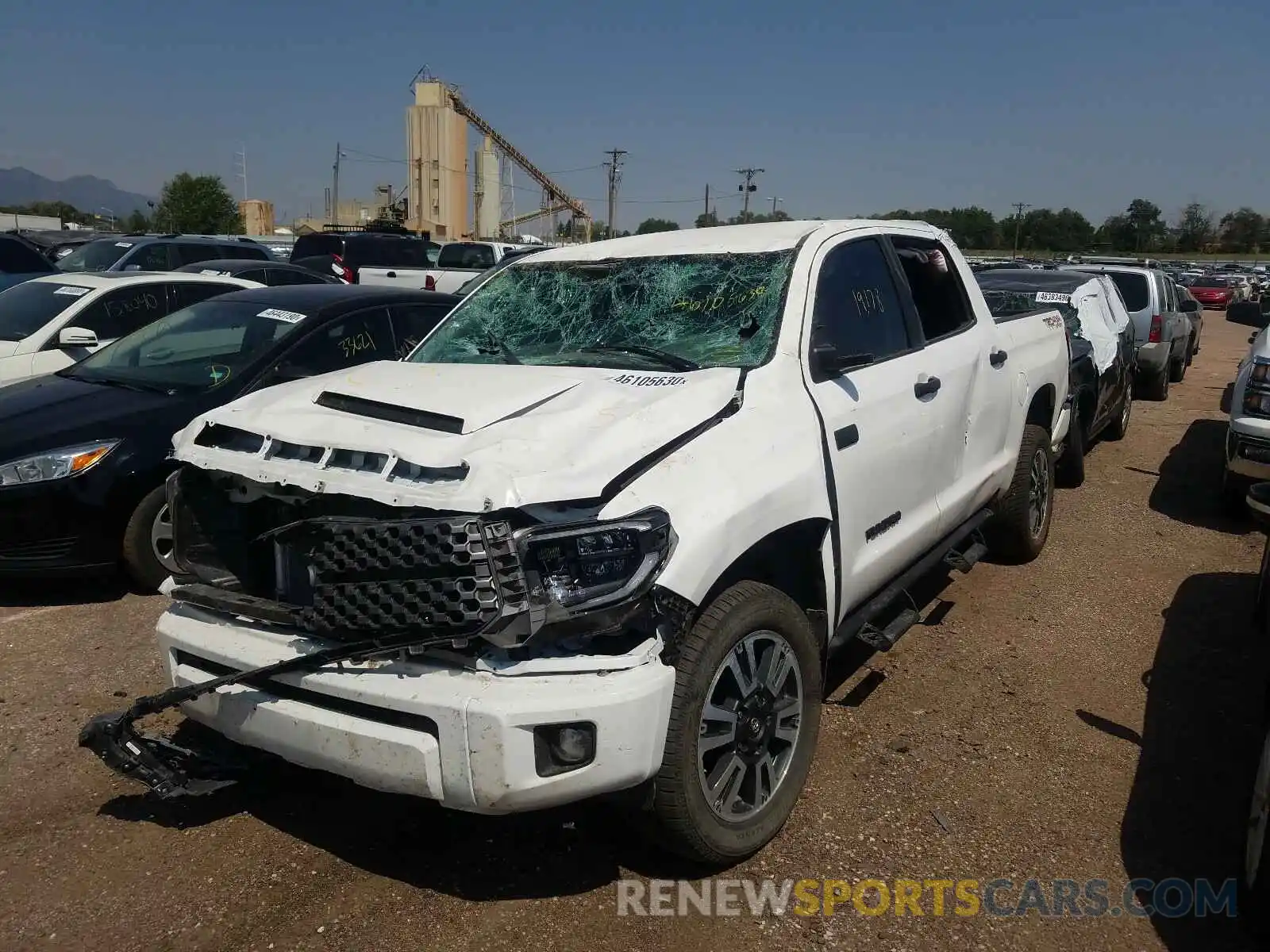 2 Photograph of a damaged car 5TFDY5F19LX892509 TOYOTA TUNDRA 2020