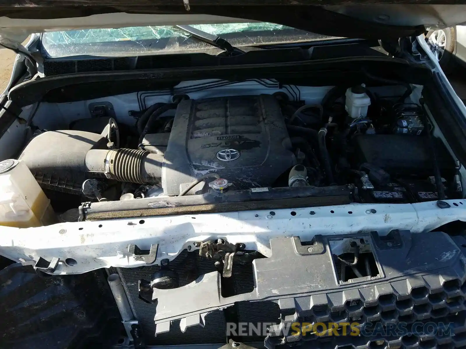 7 Photograph of a damaged car 5TFDY5F19LX892509 TOYOTA TUNDRA 2020