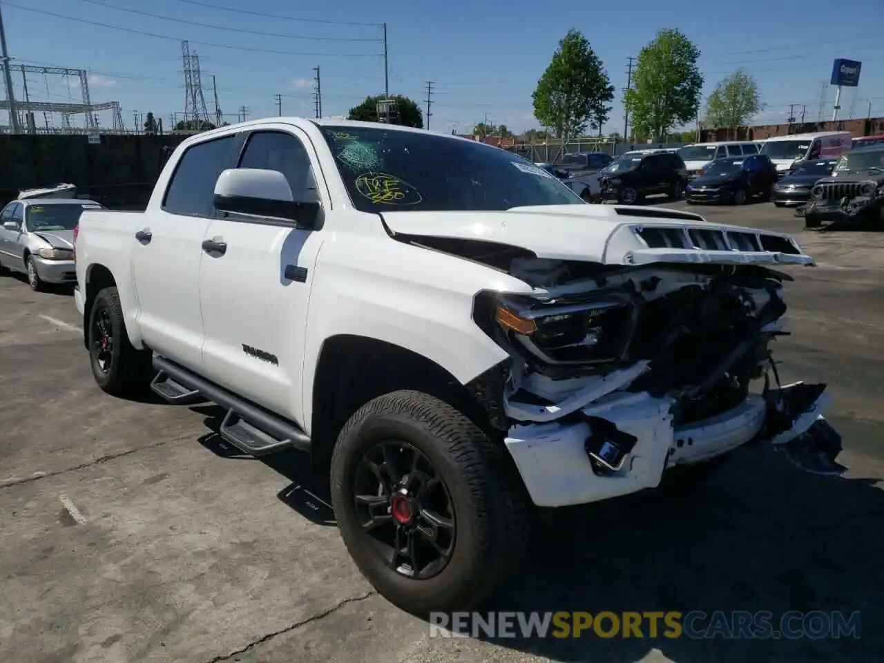 1 Photograph of a damaged car 5TFDY5F19LX902164 TOYOTA TUNDRA 2020