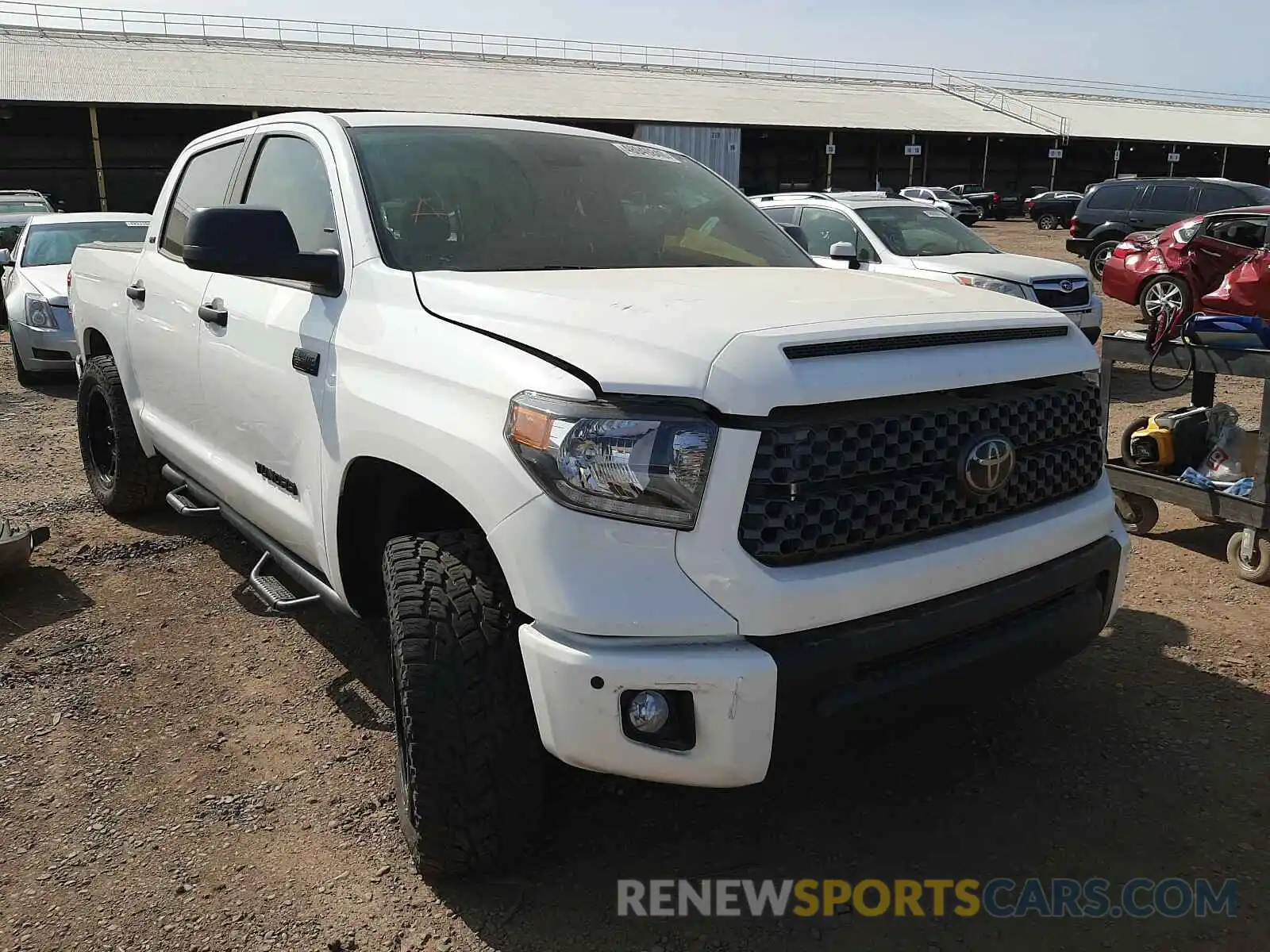 1 Photograph of a damaged car 5TFDY5F19LX902861 TOYOTA TUNDRA 2020