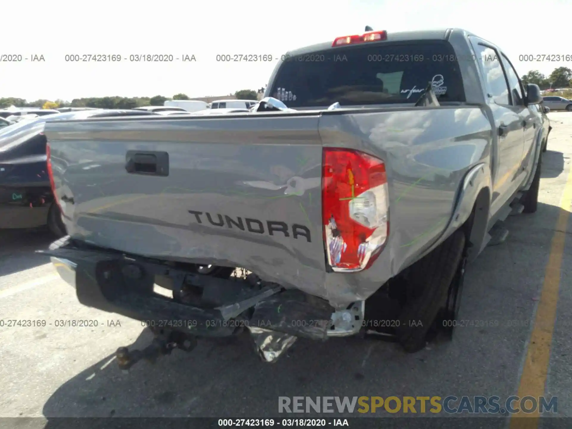 6 Photograph of a damaged car 5TFDY5F19LX914136 TOYOTA TUNDRA 2020