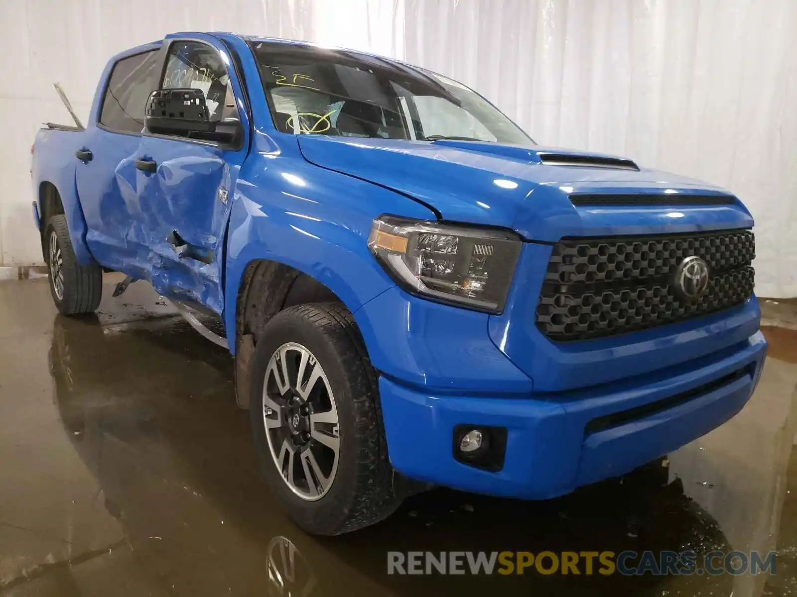 1 Photograph of a damaged car 5TFDY5F19LX914153 TOYOTA TUNDRA 2020