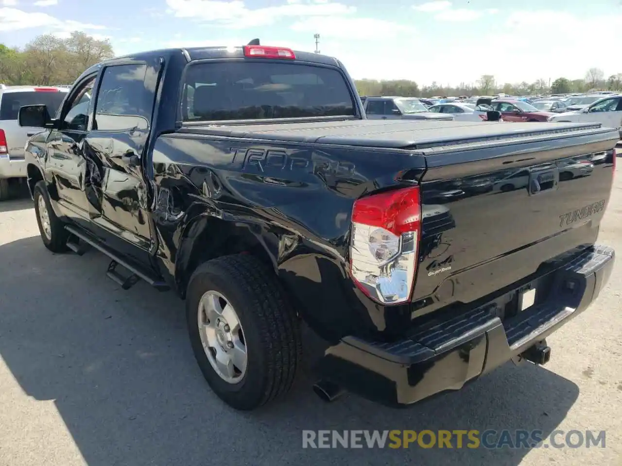 3 Photograph of a damaged car 5TFDY5F19LX929347 TOYOTA TUNDRA 2020