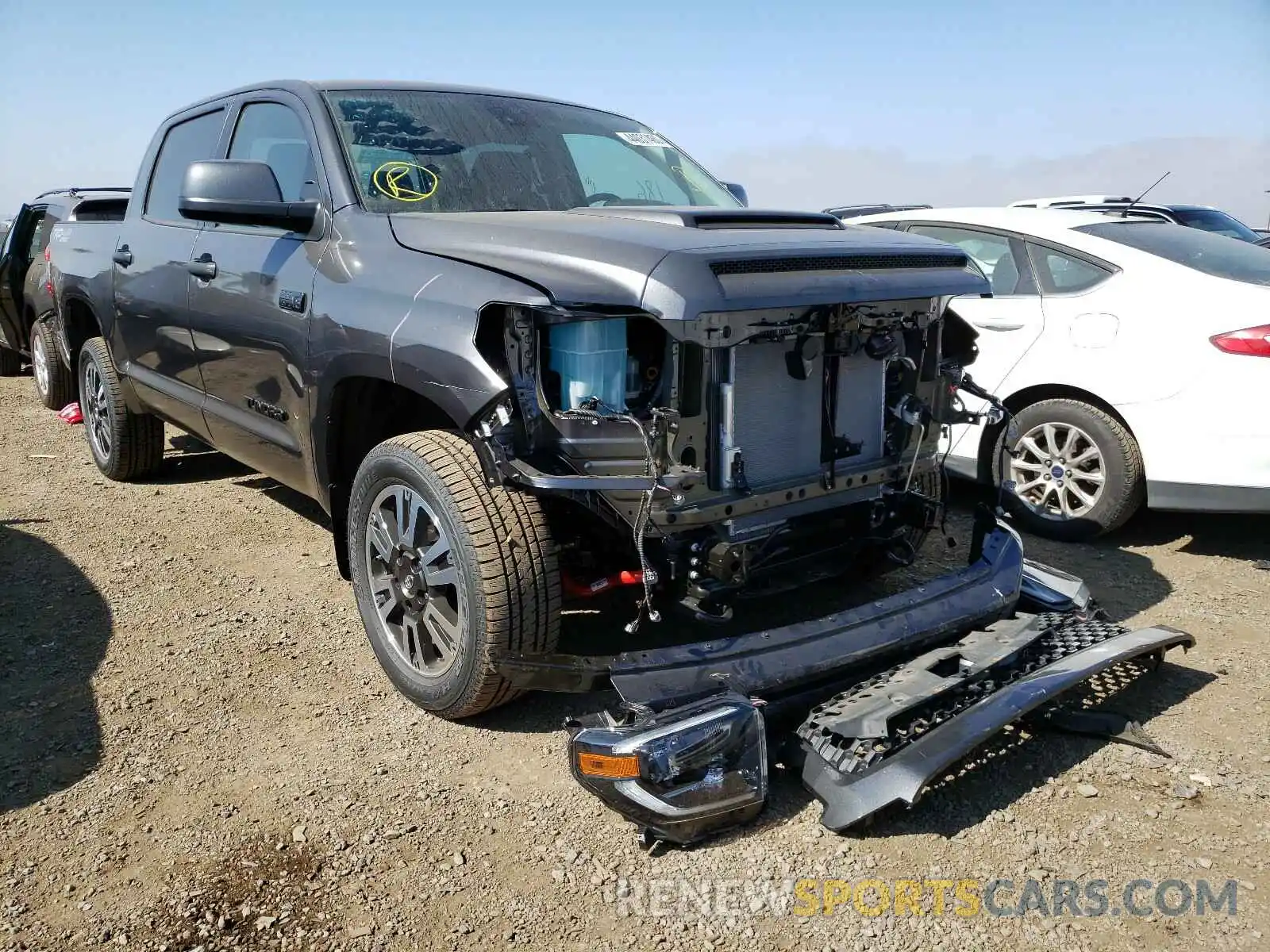 1 Photograph of a damaged car 5TFDY5F19LX937139 TOYOTA TUNDRA 2020