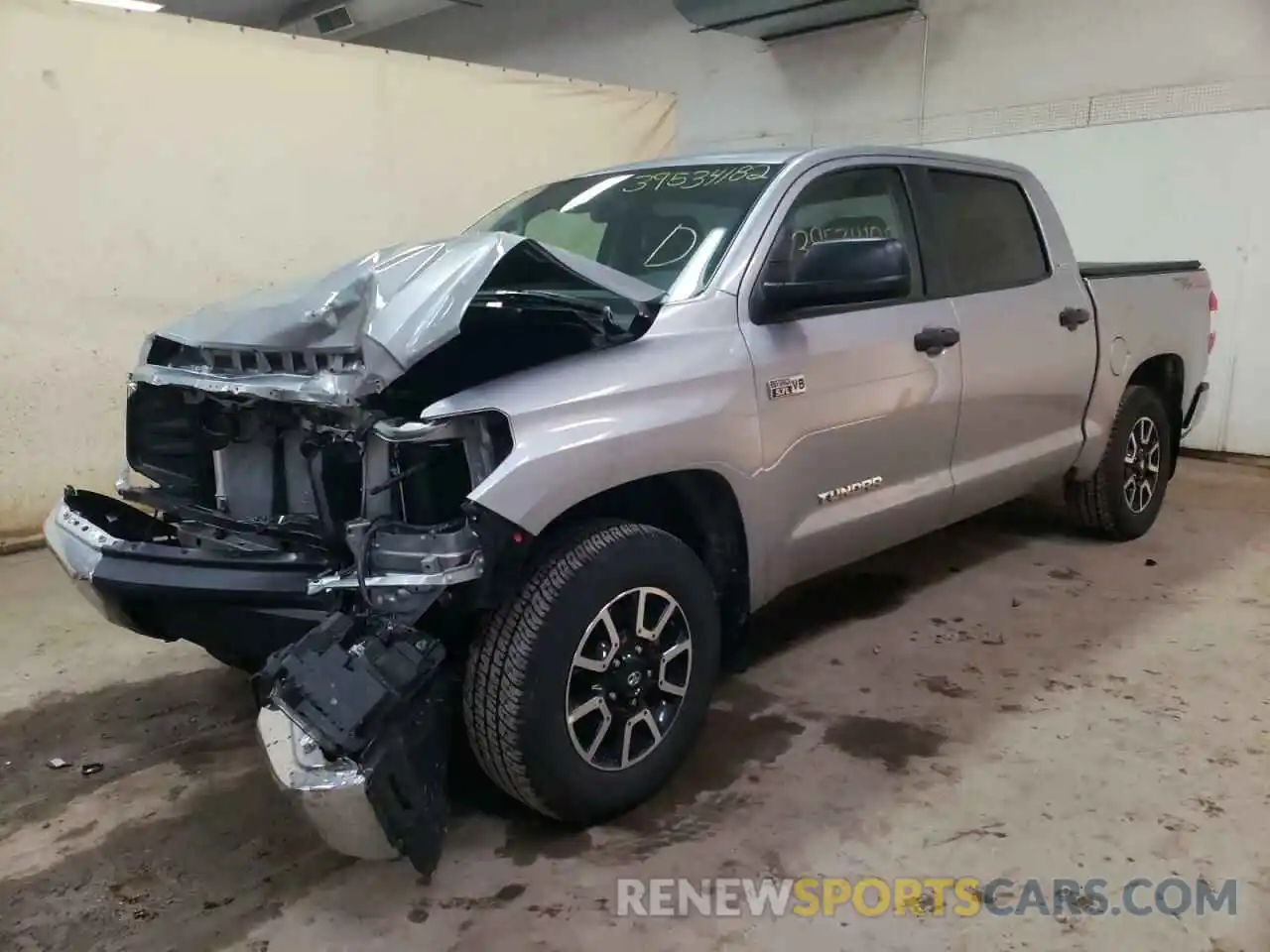 2 Photograph of a damaged car 5TFDY5F19LX939117 TOYOTA TUNDRA 2020