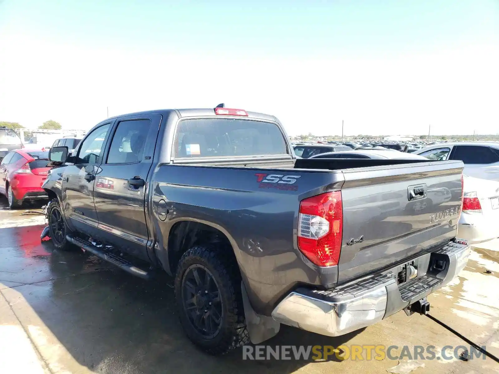 3 Photograph of a damaged car 5TFDY5F19LX954961 TOYOTA TUNDRA 2020