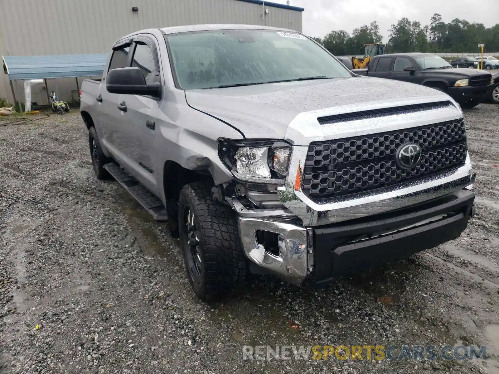 1 Photograph of a damaged car 5TFDY5F1XLX884841 TOYOTA TUNDRA 2020