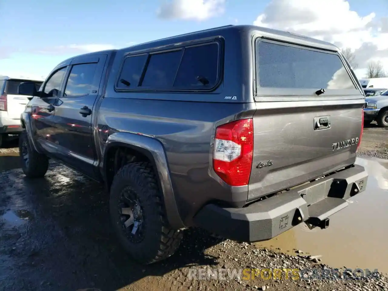 3 Photograph of a damaged car 5TFDY5F1XLX888825 TOYOTA TUNDRA 2020