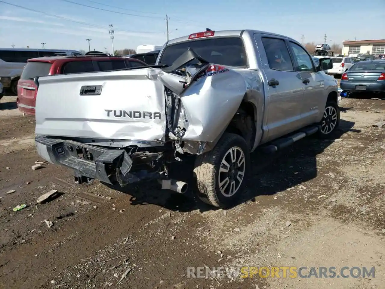 4 Photograph of a damaged car 5TFDY5F1XLX893247 TOYOTA TUNDRA 2020