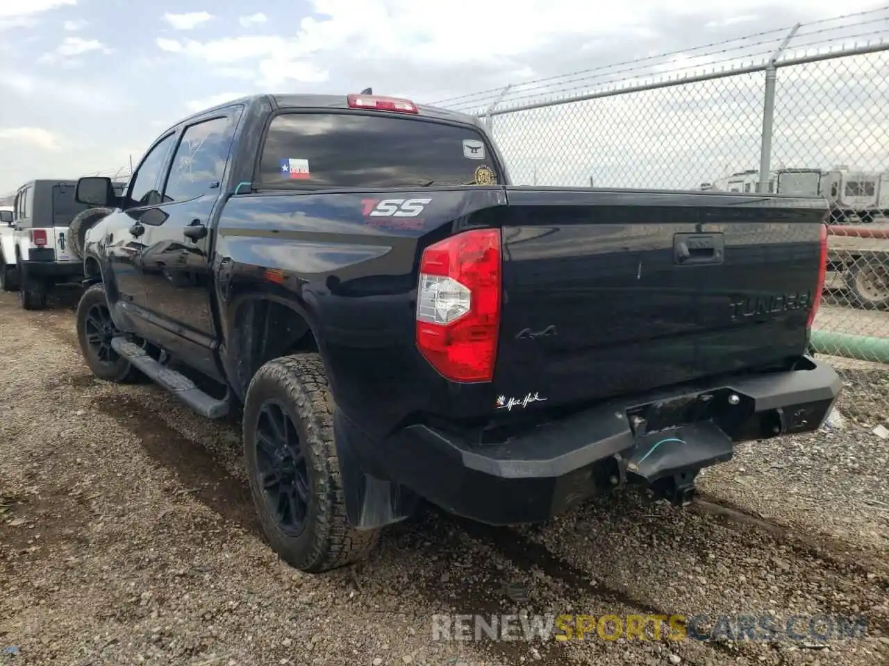 3 Photograph of a damaged car 5TFDY5F1XLX910239 TOYOTA TUNDRA 2020