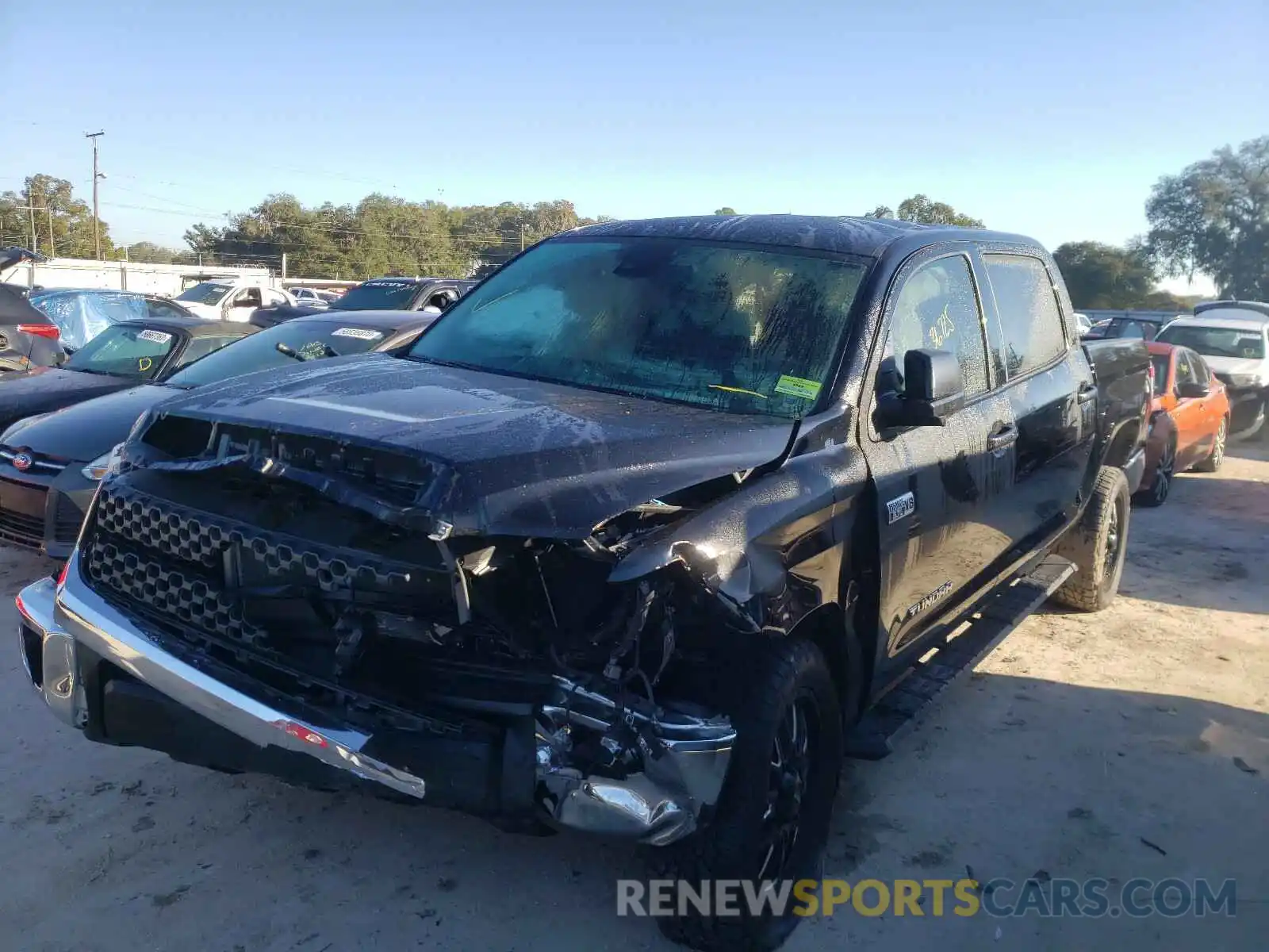 2 Photograph of a damaged car 5TFDY5F1XLX914453 TOYOTA TUNDRA 2020