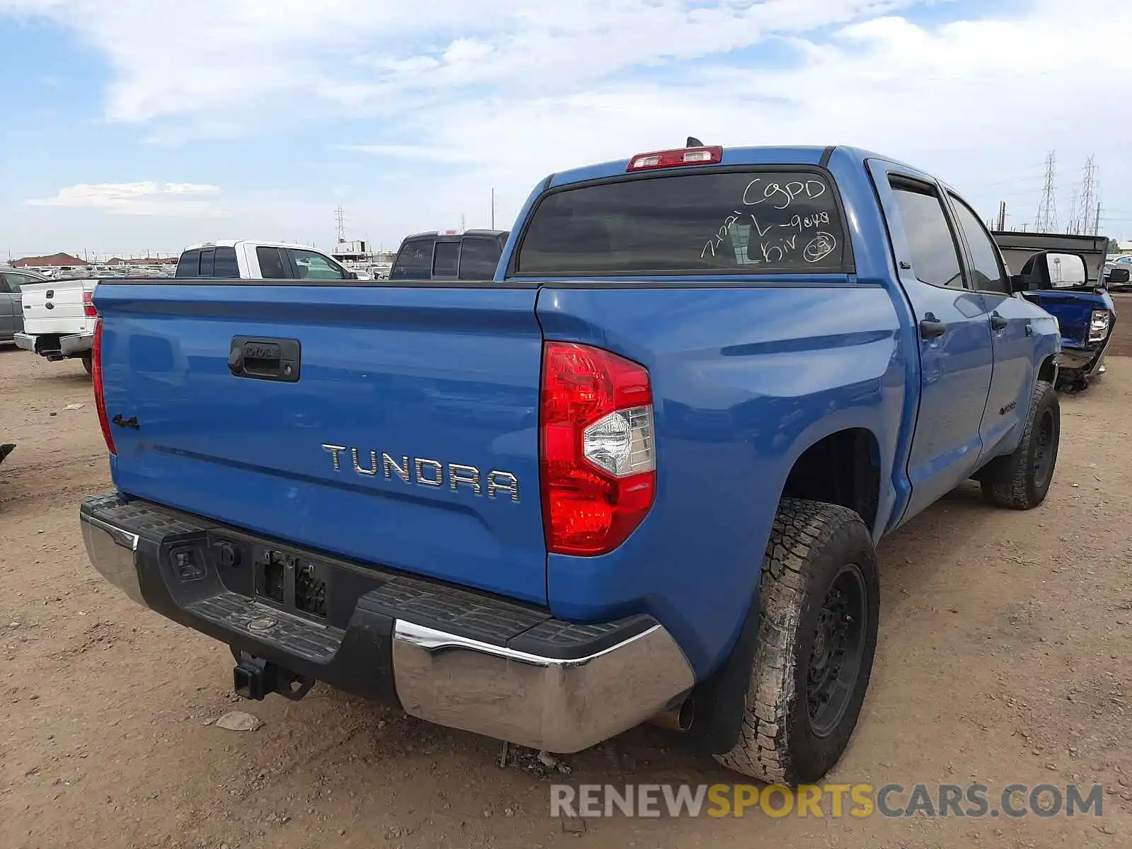 4 Photograph of a damaged car 5TFDY5F1XLX919040 TOYOTA TUNDRA 2020