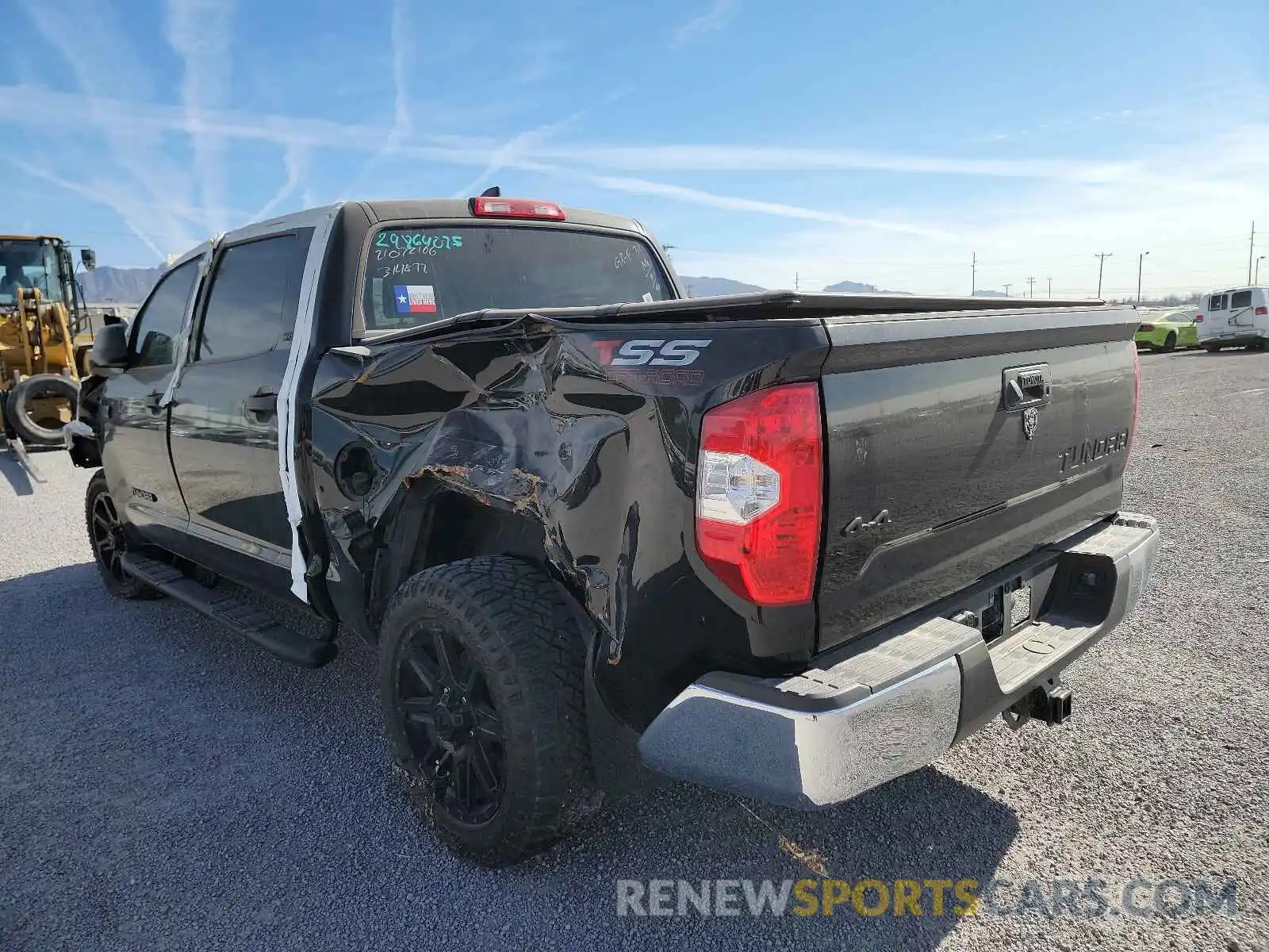 3 Photograph of a damaged car 5TFDY5F1XLX926344 TOYOTA TUNDRA 2020