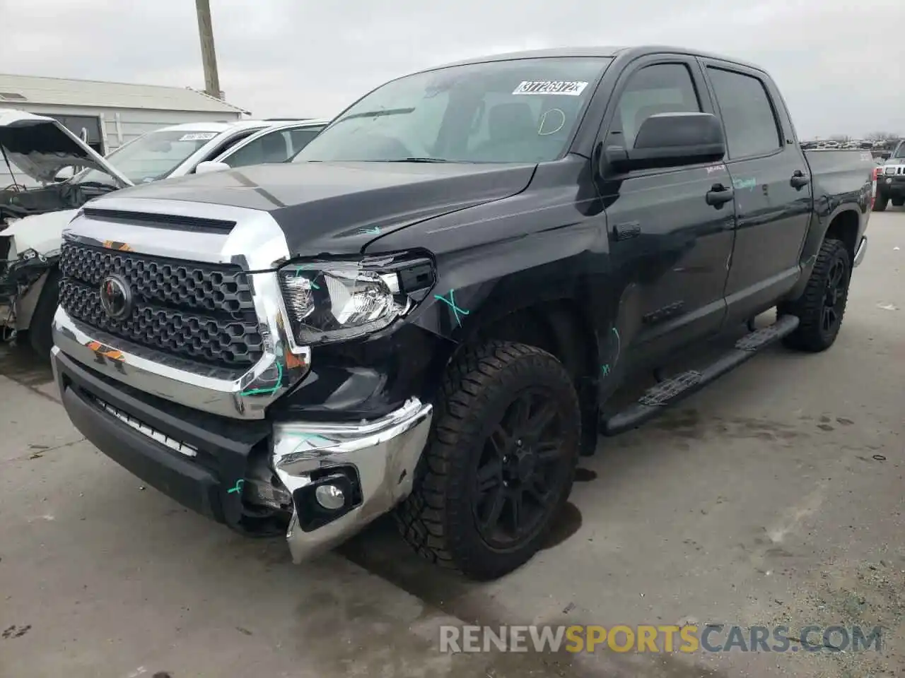 2 Photograph of a damaged car 5TFDY5F1XLX929454 TOYOTA TUNDRA 2020