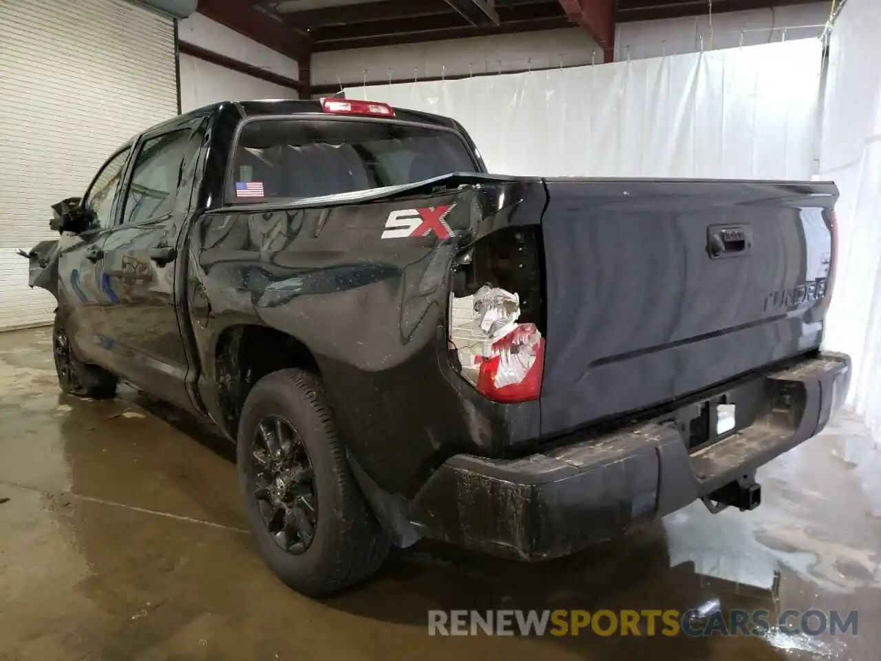 3 Photograph of a damaged car 5TFDY5F1XLX930264 TOYOTA TUNDRA 2020