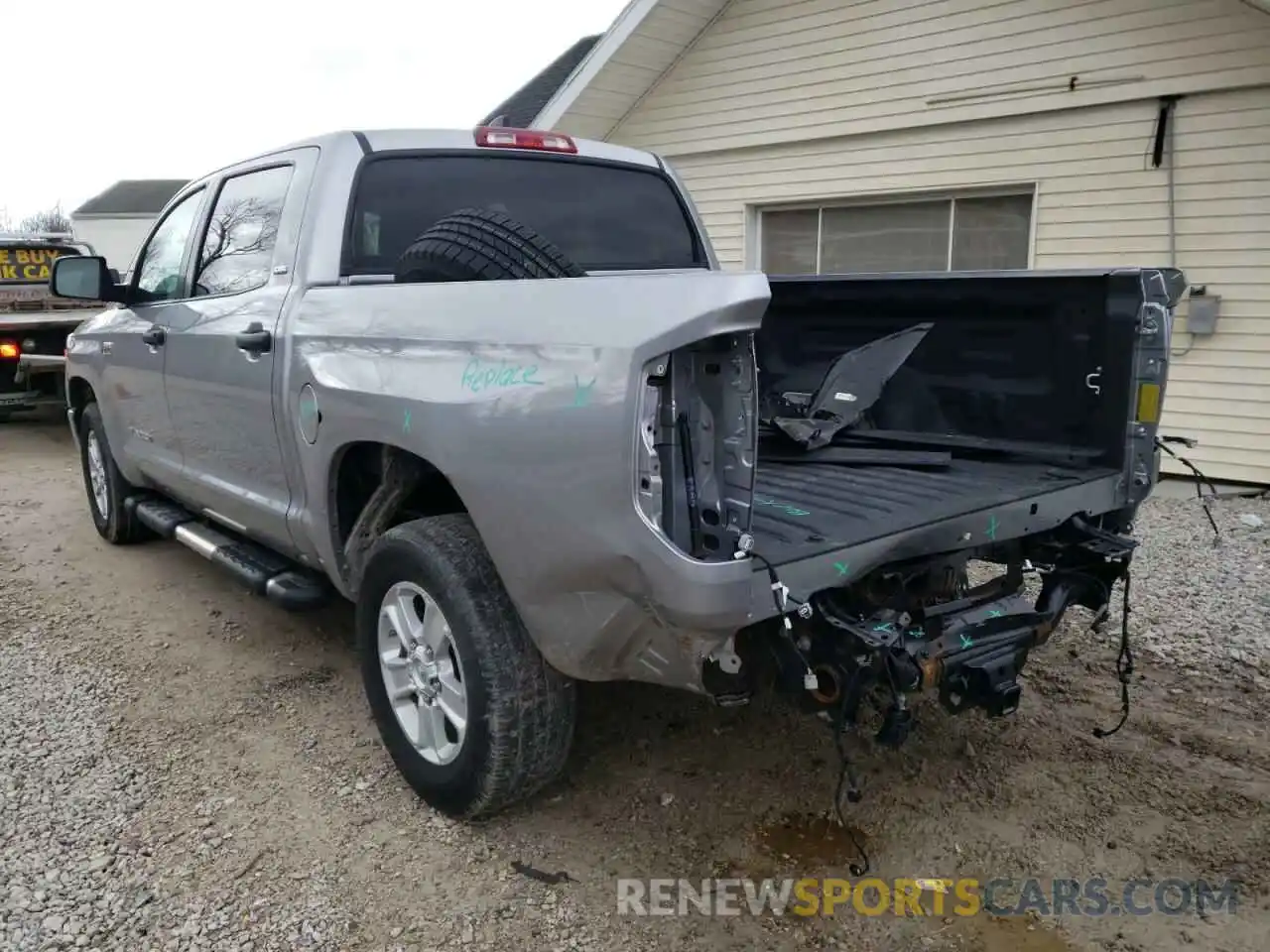 3 Photograph of a damaged car 5TFDY5F1XLX943242 TOYOTA TUNDRA 2020