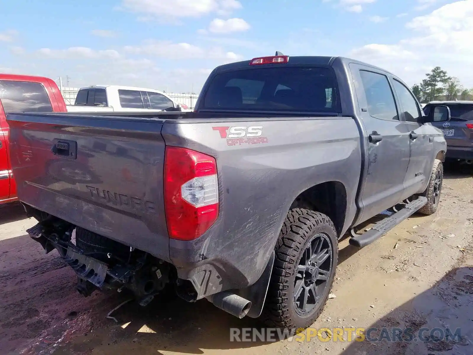 4 Фотография поврежденного автомобиля 5TFEY5F10LX256176 TOYOTA TUNDRA 2020