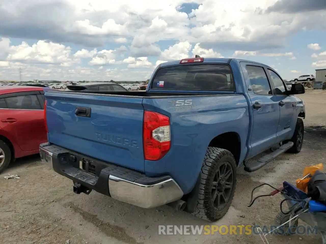 4 Photograph of a damaged car 5TFEY5F10LX259532 TOYOTA TUNDRA 2020