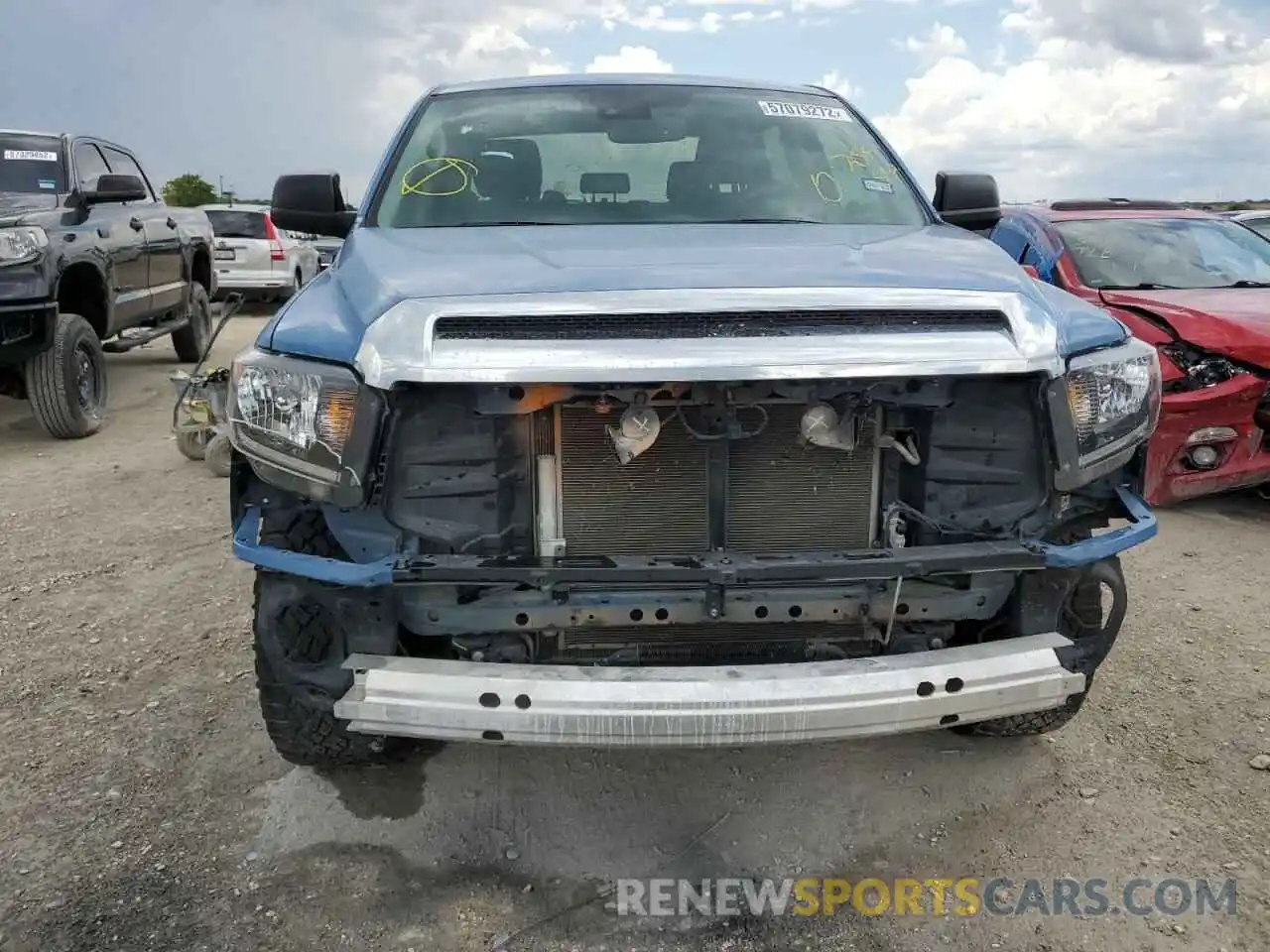 9 Photograph of a damaged car 5TFEY5F10LX259532 TOYOTA TUNDRA 2020