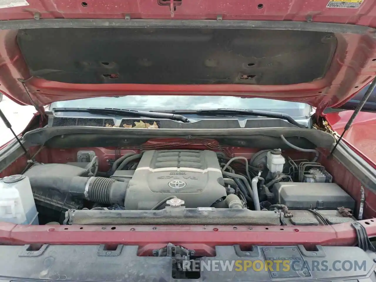 7 Photograph of a damaged car 5TFEY5F10LX264231 TOYOTA TUNDRA 2020