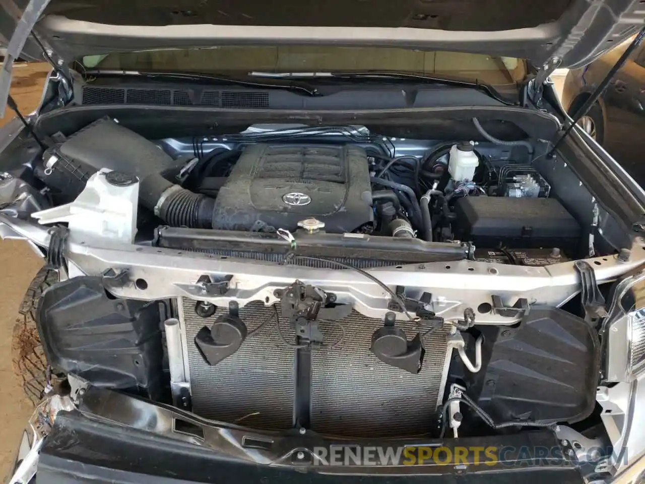 7 Photograph of a damaged car 5TFEY5F10LX270367 TOYOTA TUNDRA 2020