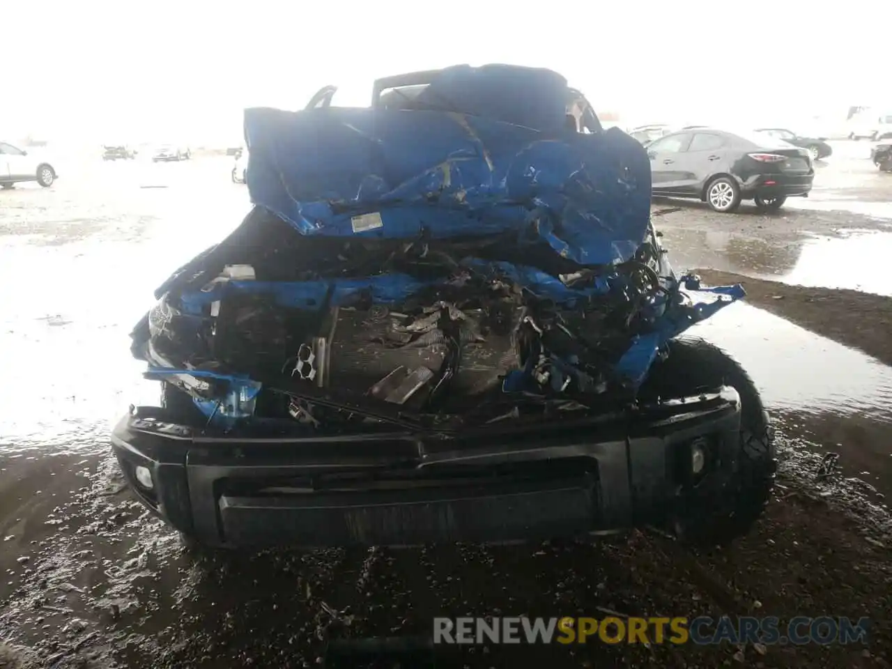 10 Photograph of a damaged car 5TFEY5F10LX271647 TOYOTA TUNDRA 2020