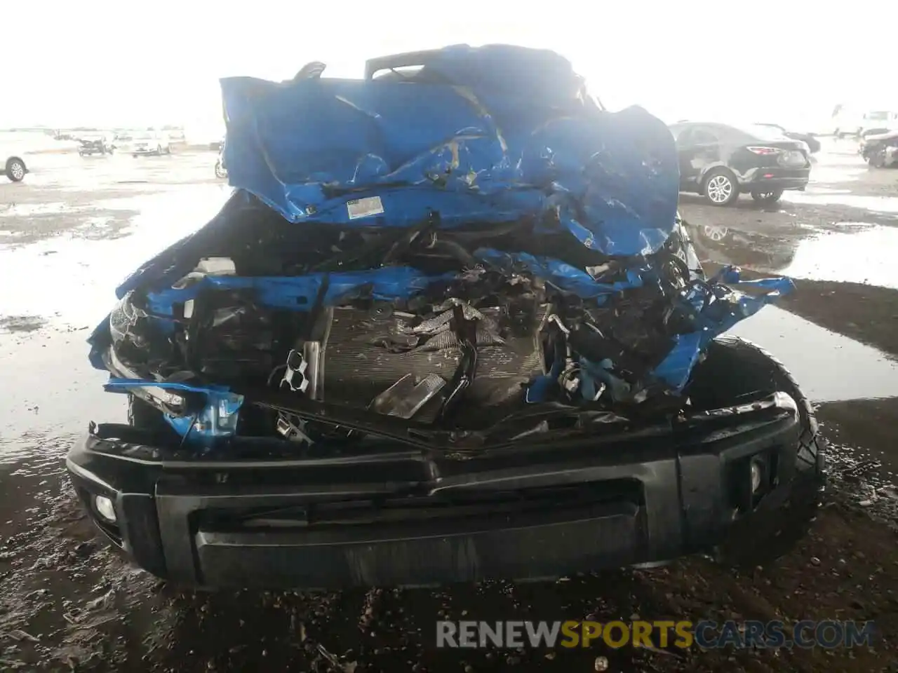 9 Photograph of a damaged car 5TFEY5F10LX271647 TOYOTA TUNDRA 2020